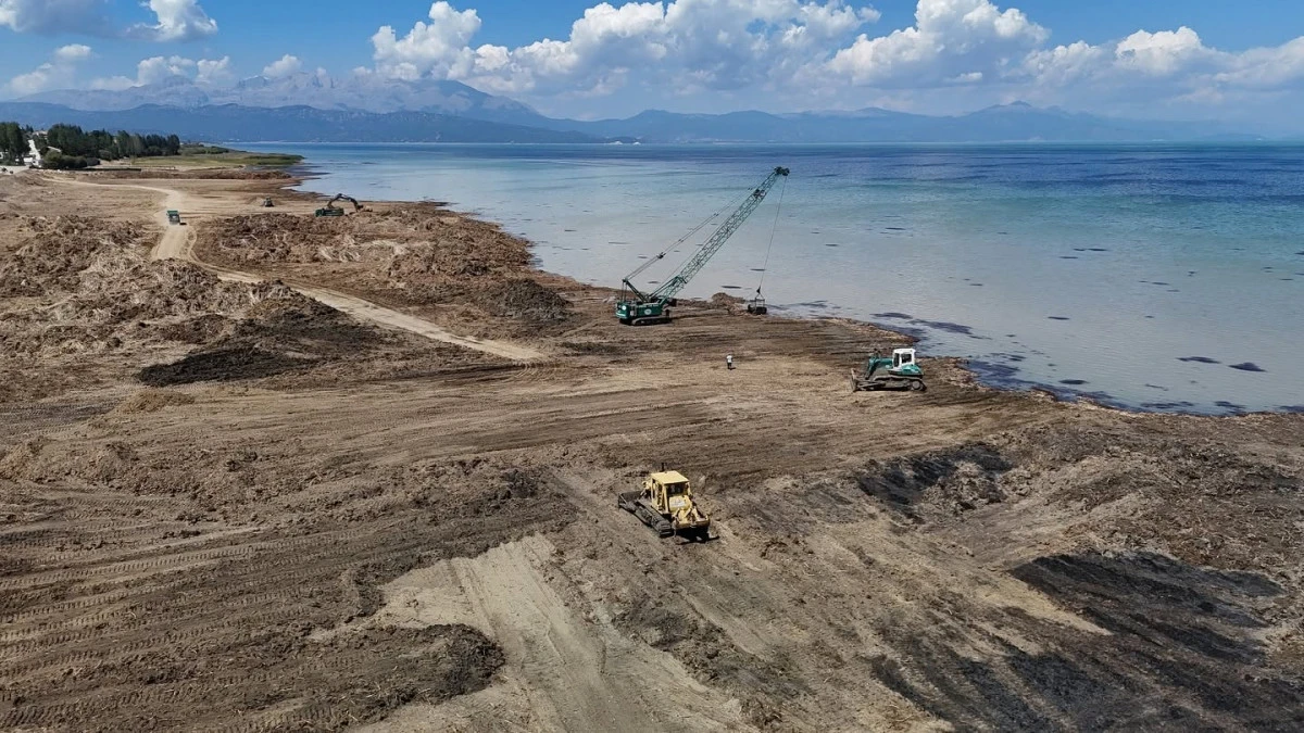 Başkan Bayındır’dan kıyı düzenlemesi açıklaması.