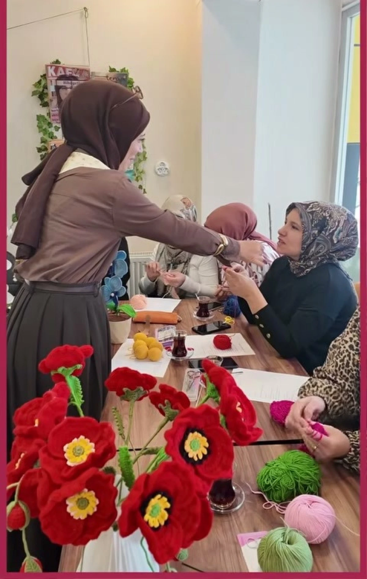 Beyşehir'de kadınlar ilmek ilmek dostluk ördü.